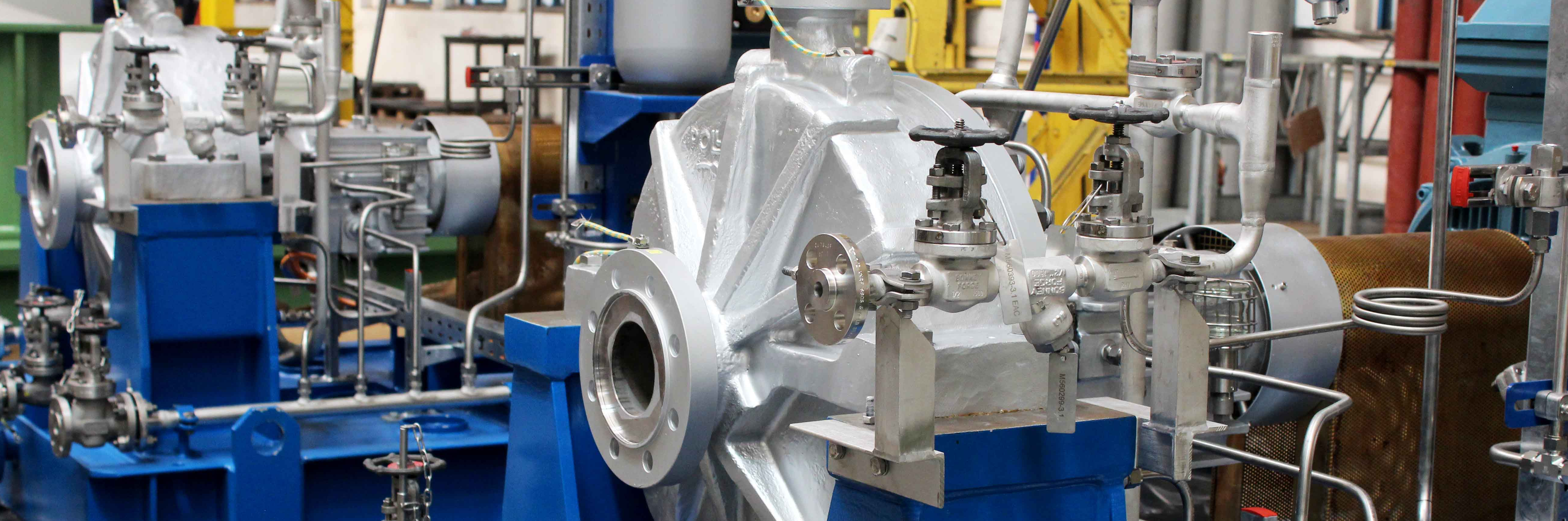 Einstufige Apollo OH-Pumpe mit kompaktem Design, bereit für den Einsatz in der chemischen Industrie zur effizienten Förderung von aggressiven Flüssigkeiten.