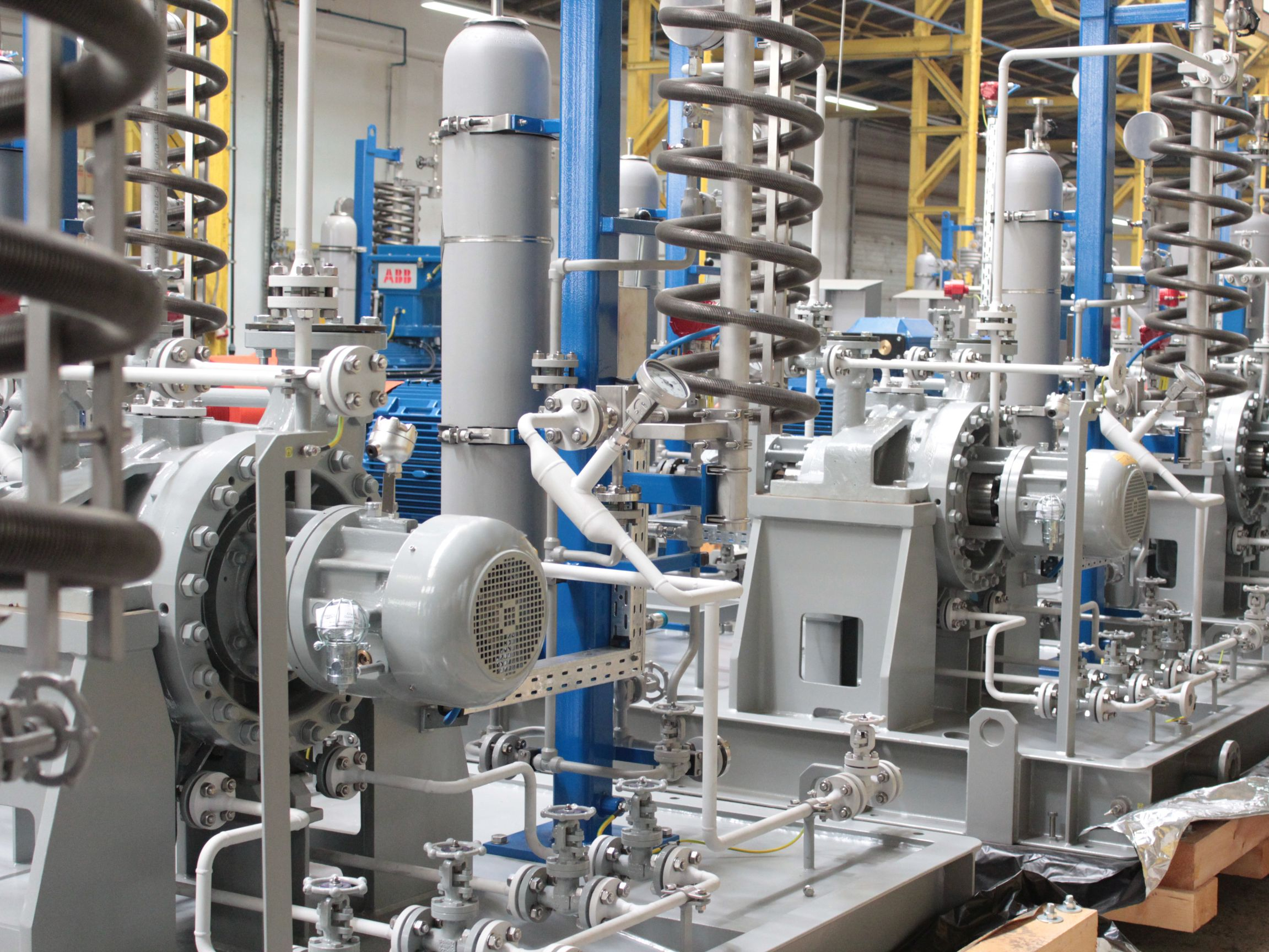 Apollo BB2 pump as a powerful solution for the power generation industry, shown with corrosion-resistant materials, piping and supply systems.