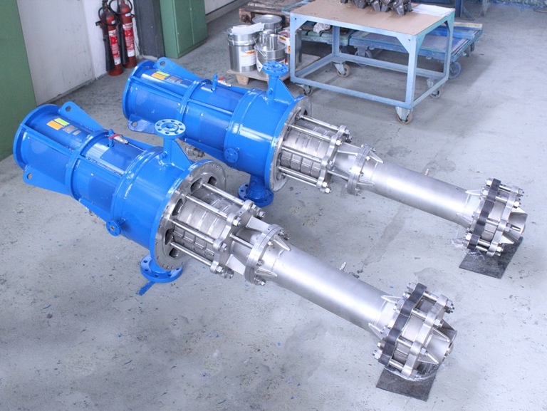 There are two vertical HPTV (VS6) condensate pumps in the Apollo production hall.