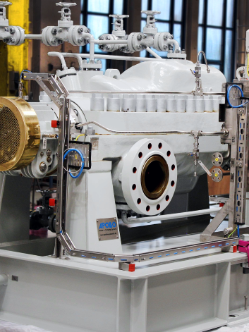 The AMG/BB3 pump demonstrates its robust design with a compact housing and clean lines. The two suction and pressure connections are visible, enabling efficient pumping of liquids in industrial applications.