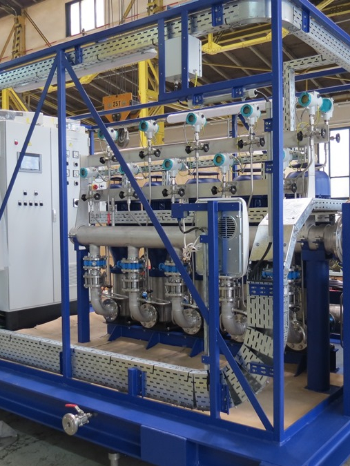 Containerized pump station with integrated booster system for industrial water supply